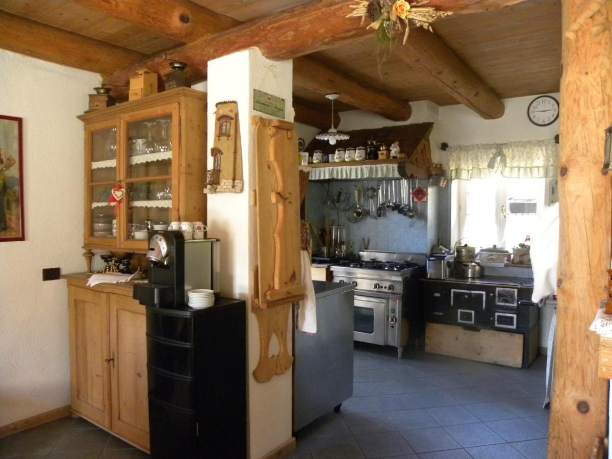 B&B La Casa Delle Bambole Панкия Екстериор снимка